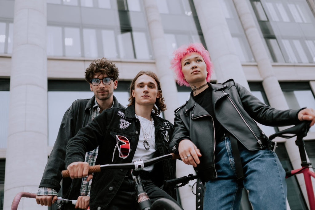 How to style your jackets with custom patches| EverLighten