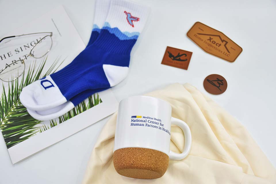 15 reasons why you must order custom products from a manufacturer