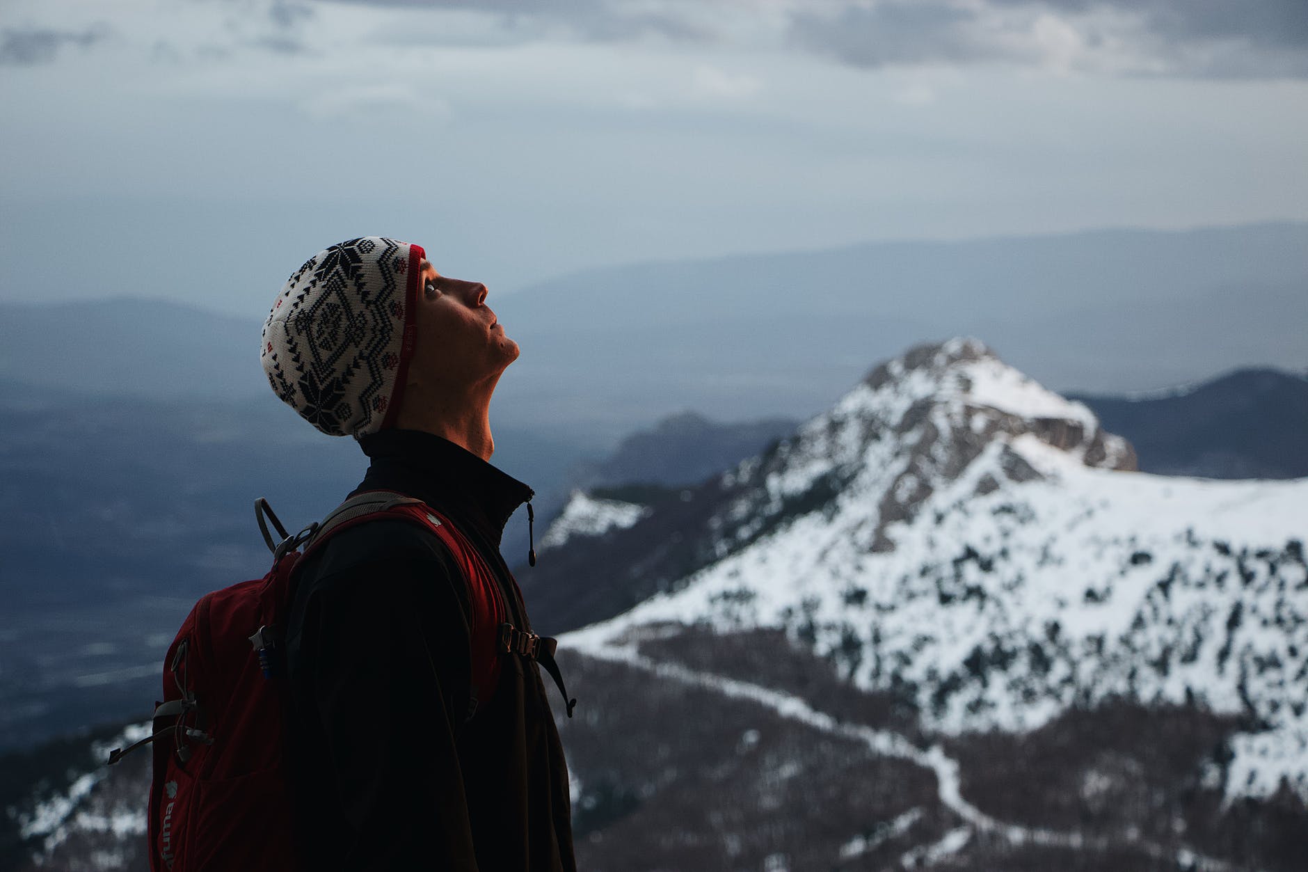 How to Wear a Custom Beanie for Men?