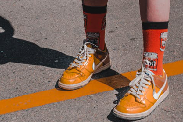 7- effective ways to promote your start-up using custom socks
