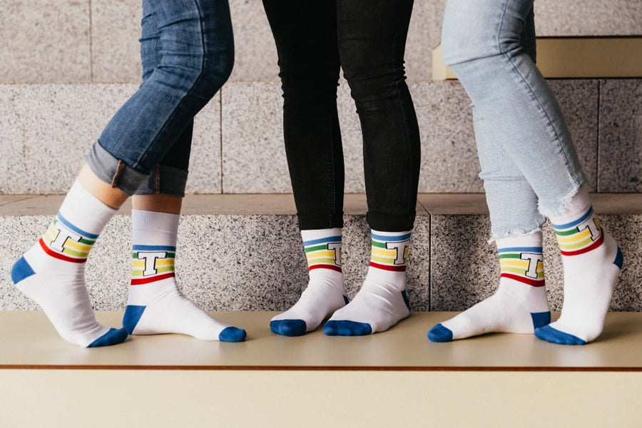How to start socks business?